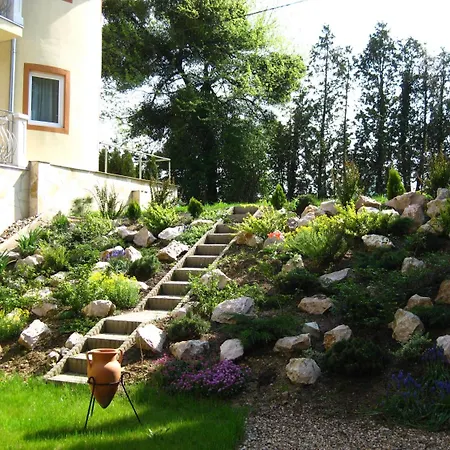 Sante Frühstückspension 3*