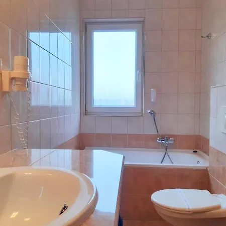 Sante 3* Heviz